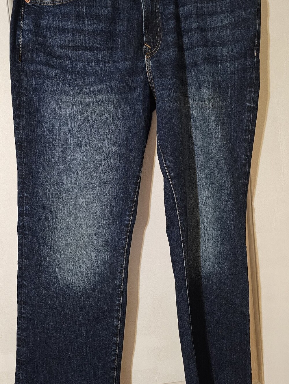 Classic Men's Dark Blue Stretch Jeans